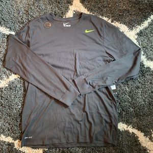 Nike long sleeve t-shirt